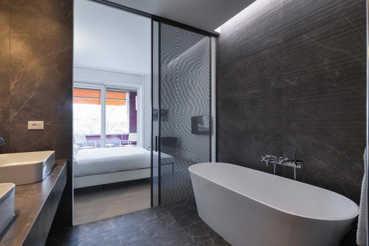 Contempora - Turati 3 - 2 Bedrooms *