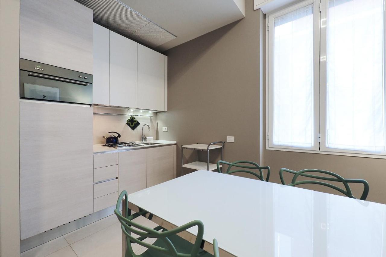 Contempora - Cavallotti 13 - B52 Milan