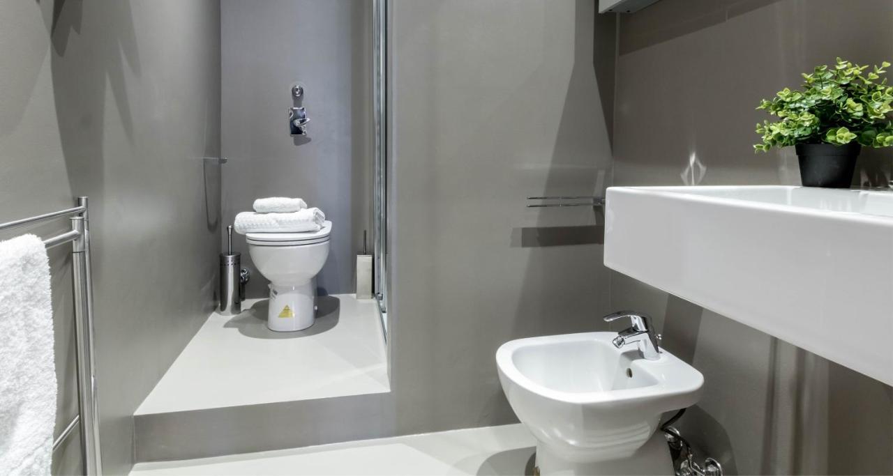 Joivy Spacious 1 Bedroom Apt Near S Agostino Metro * Mailand