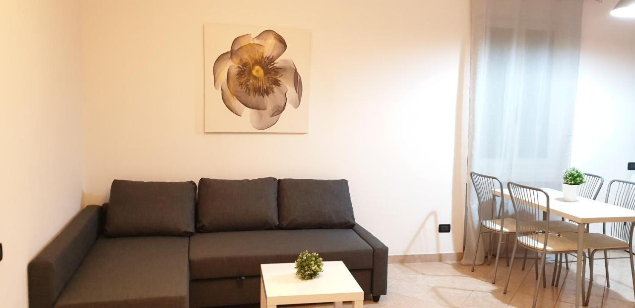 Philips Apartment *