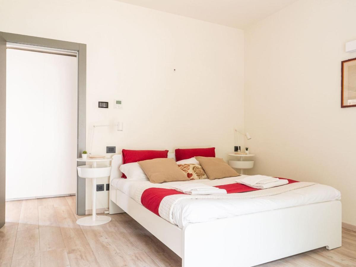The Best Rent - Attic With Terrace In Downtown Apartamento