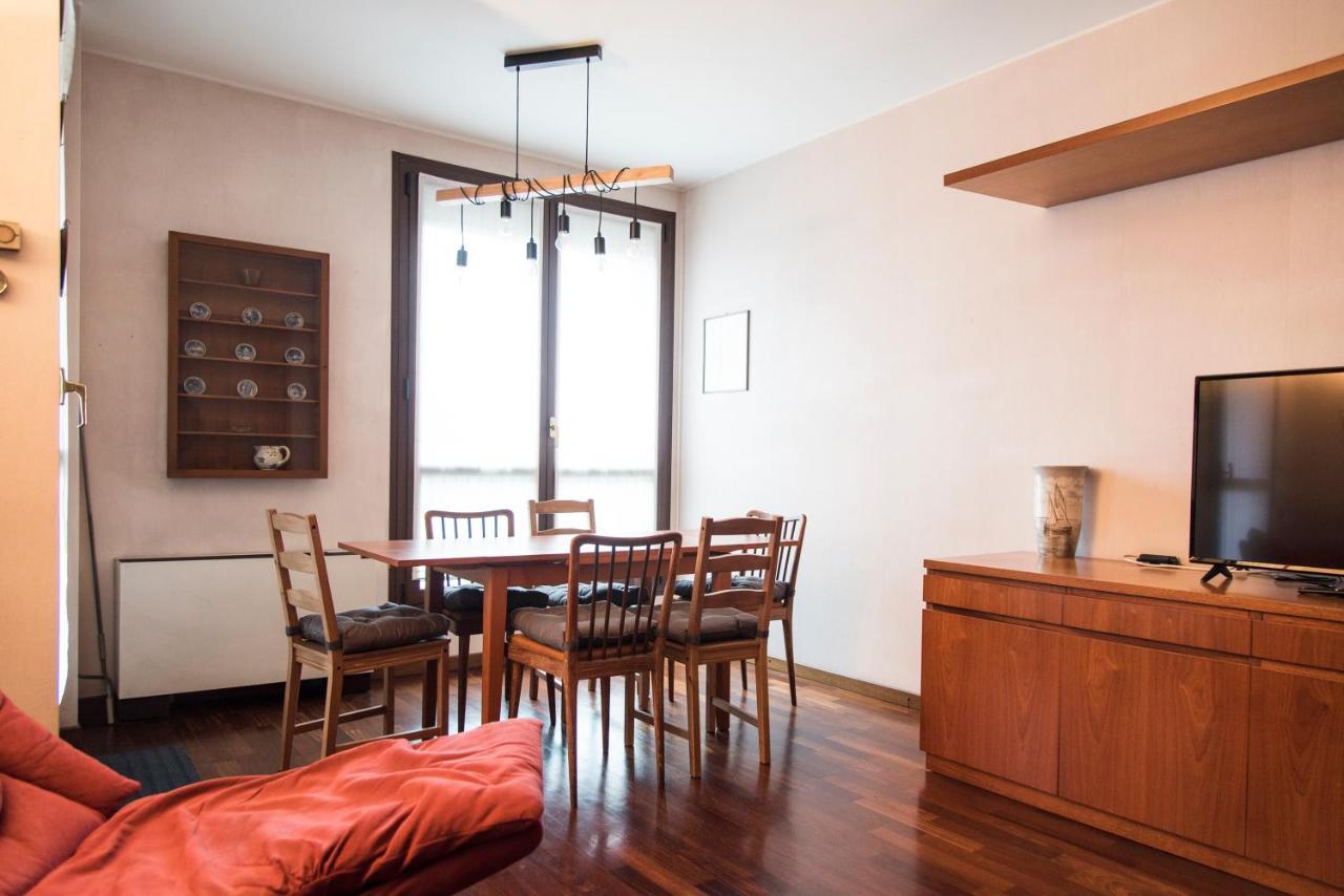 Youhosty - Vittadini 5 Apartment