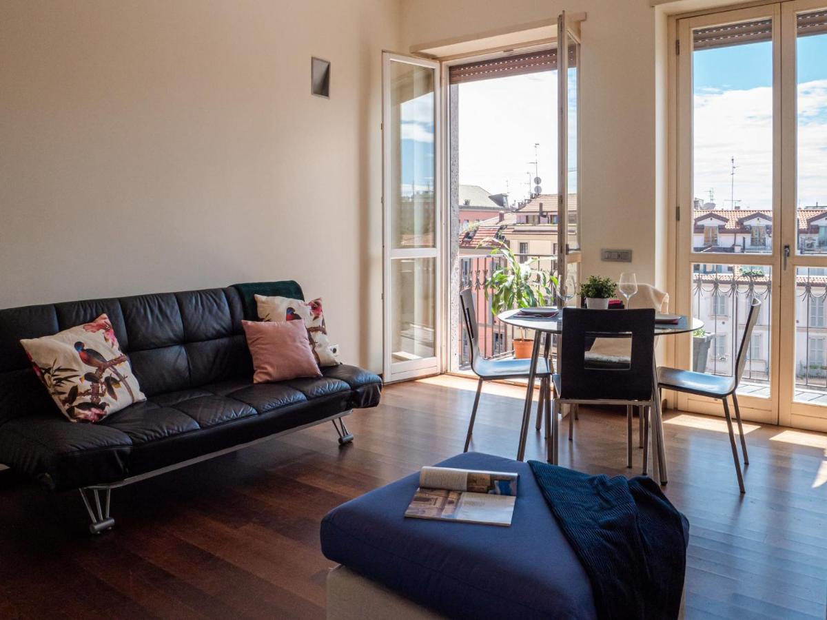 The Rent - Bright Two Near Cattolica * Milan