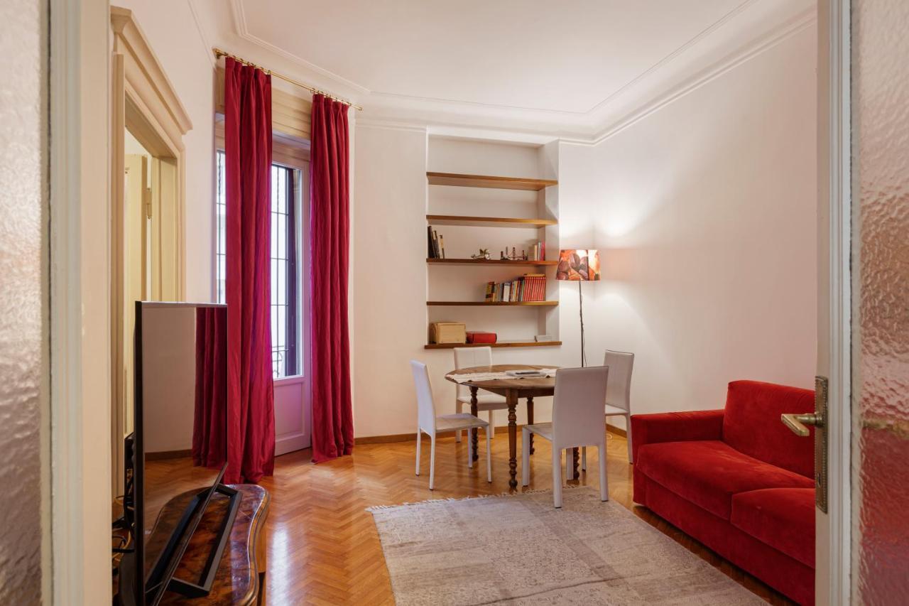 Restayled Chic Apartement- Via Ozieri Apartment