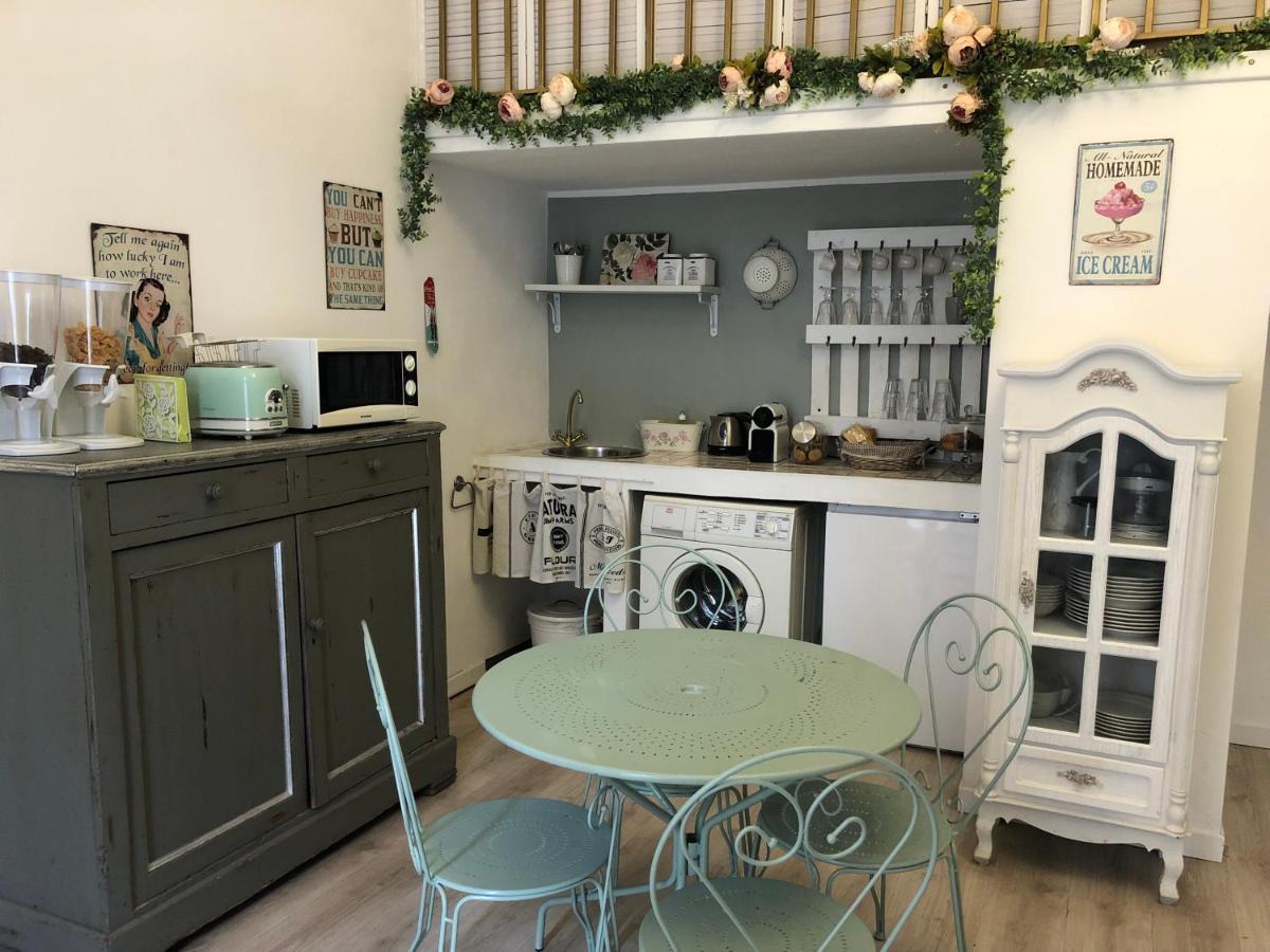 Acomodação com café da manhã  Residenza Fiori Di Grano Milão