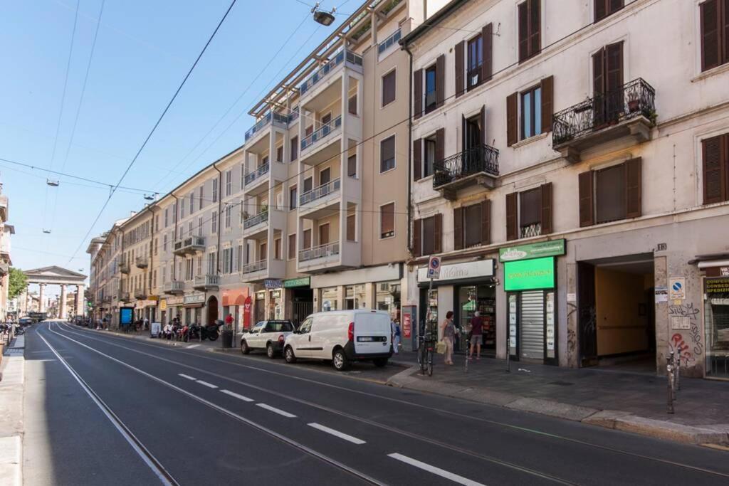 Apartamento Youhosty - San Gottardo 13 Milão