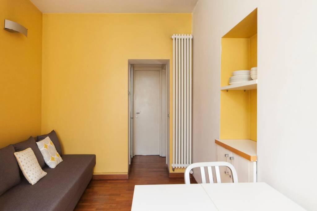 Youhosty - San Gottardo 13 Apartamento Milão