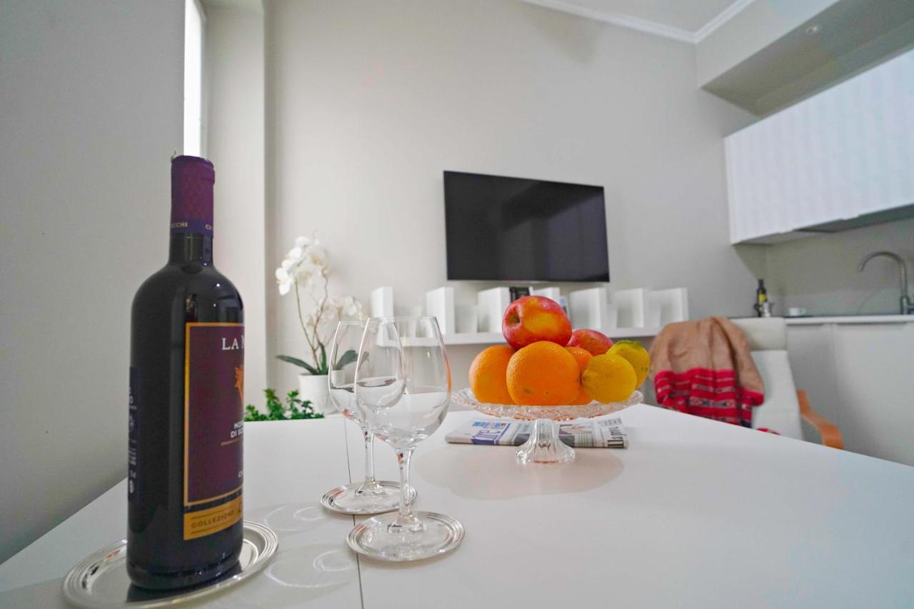 Chic 1bdr With Shared Terrace Steps From Duomo By Rentopolis * Mailand
