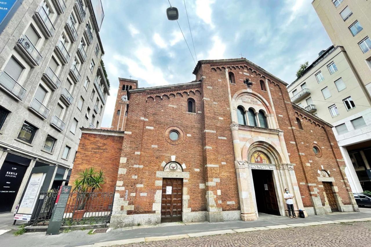 Apartment Chic 1bdr With Shared Terrace Steps From Duomo By Rentopolis