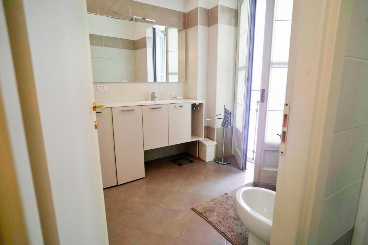 Chic 1bdr With Shared Terrace Steps From Duomo By Rentopolis Apartment Mailand