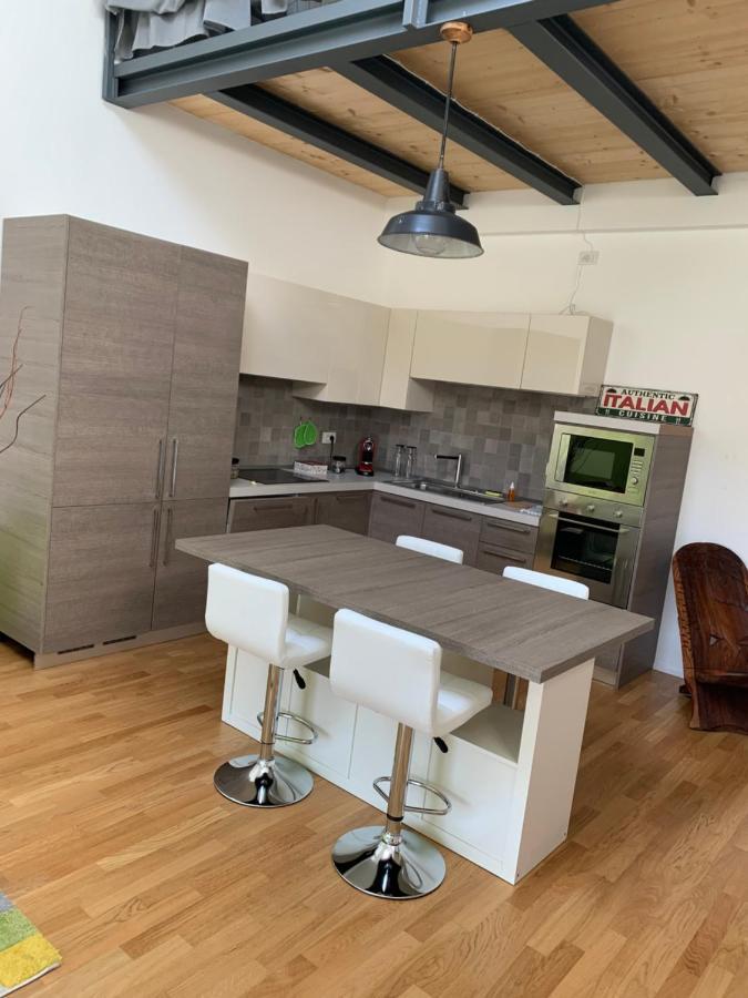 Loftmi Apartment