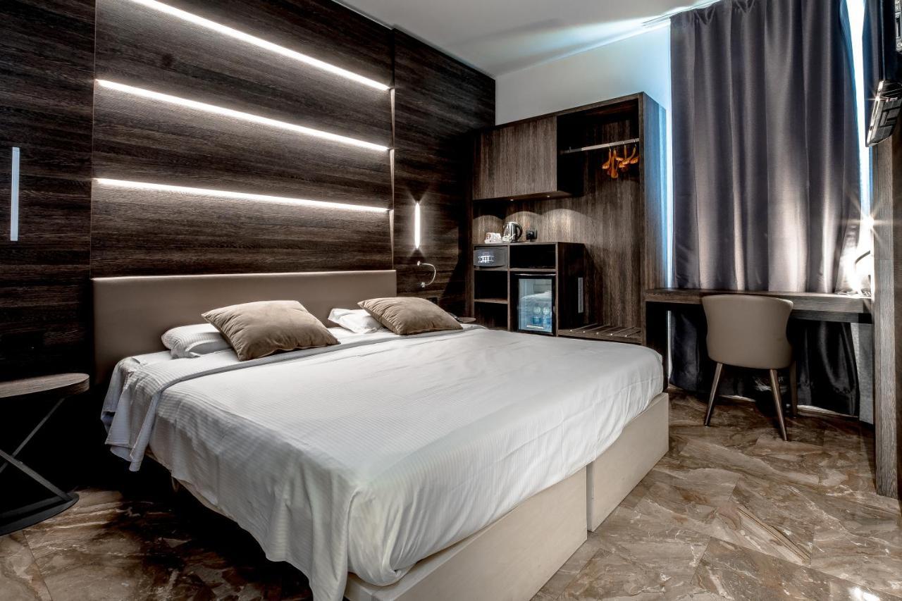 Canova Hotel 3*