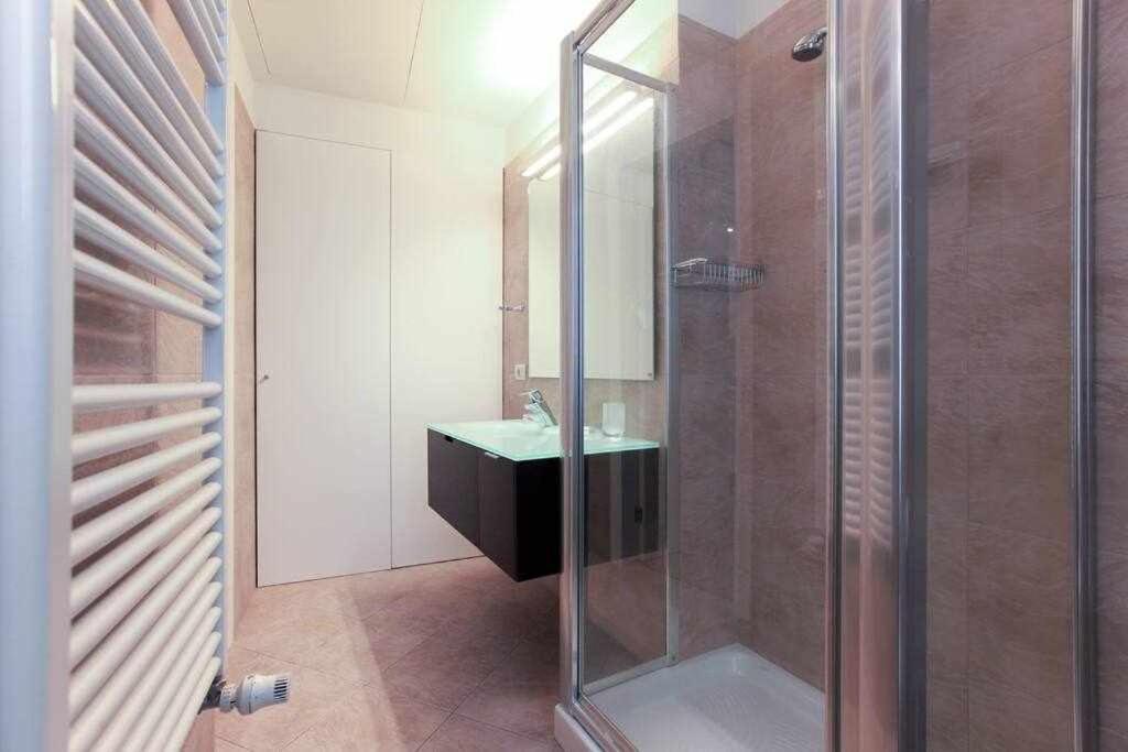 Brera Area Lovely Close To Piazza Duomo Apartment *