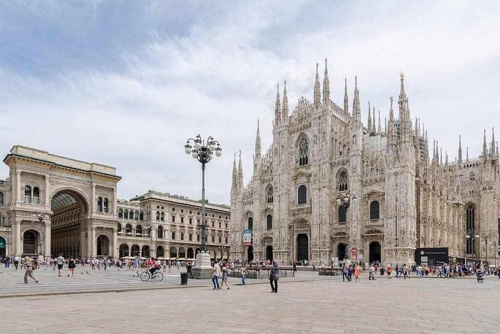 Brera Area Lovely Close To Piazza Duomo Apartment *