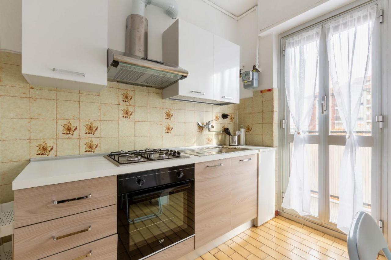 Apartment Bonola M1 Bright & Functional Flat *