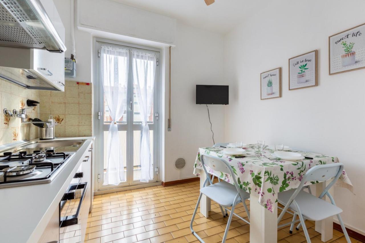 Bonola M1 Bright & Functional Flat Apartment Mailand