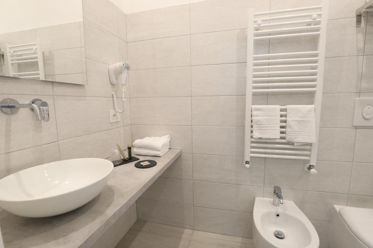 Cadorna Luxury Hotel