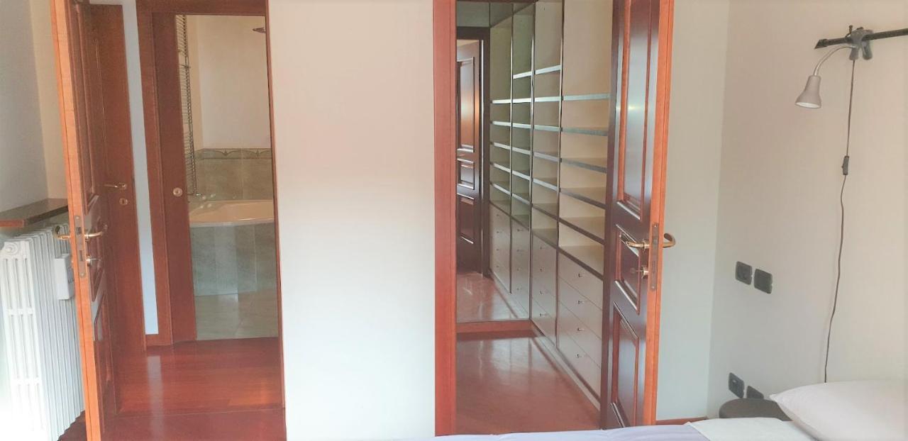 Meta Italy Sui Navigli Apartamento *