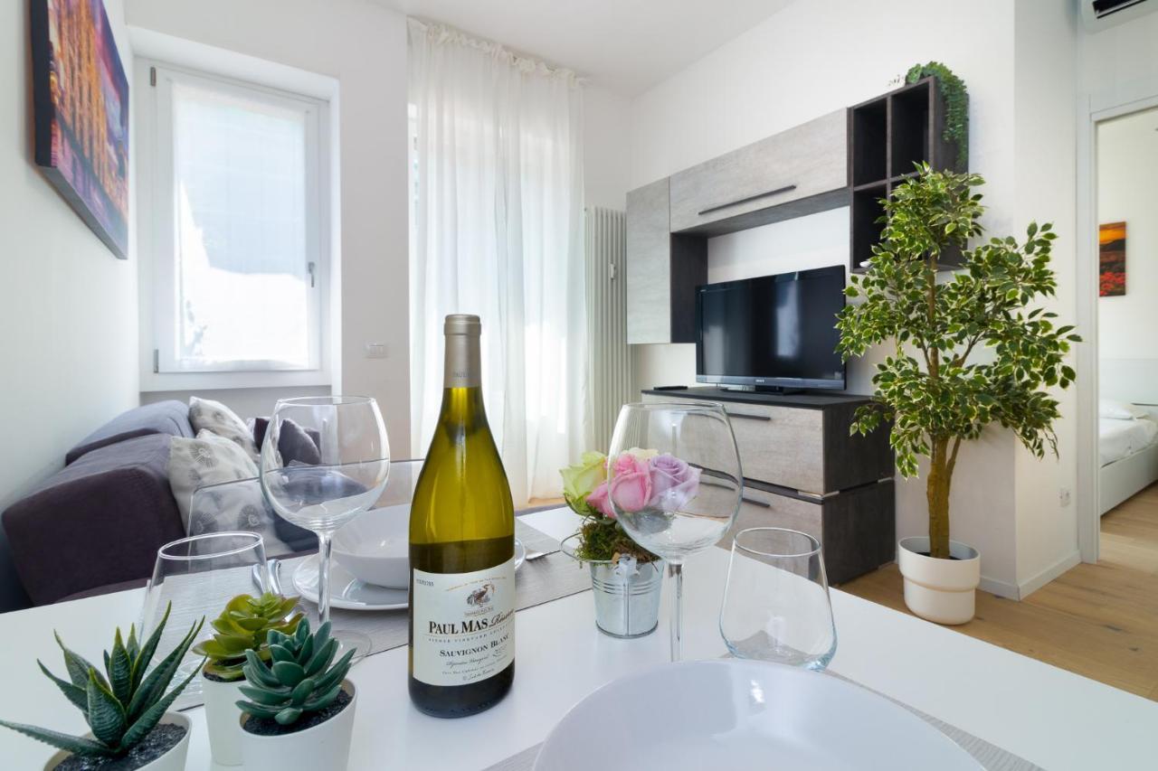 Bright Terrace In * Mailand