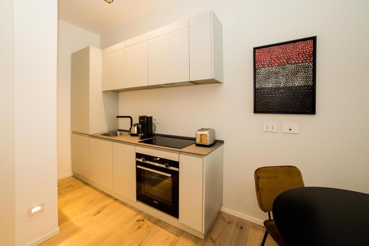 Apartment Chic Luxury Apartments-hosted By Sweetstay