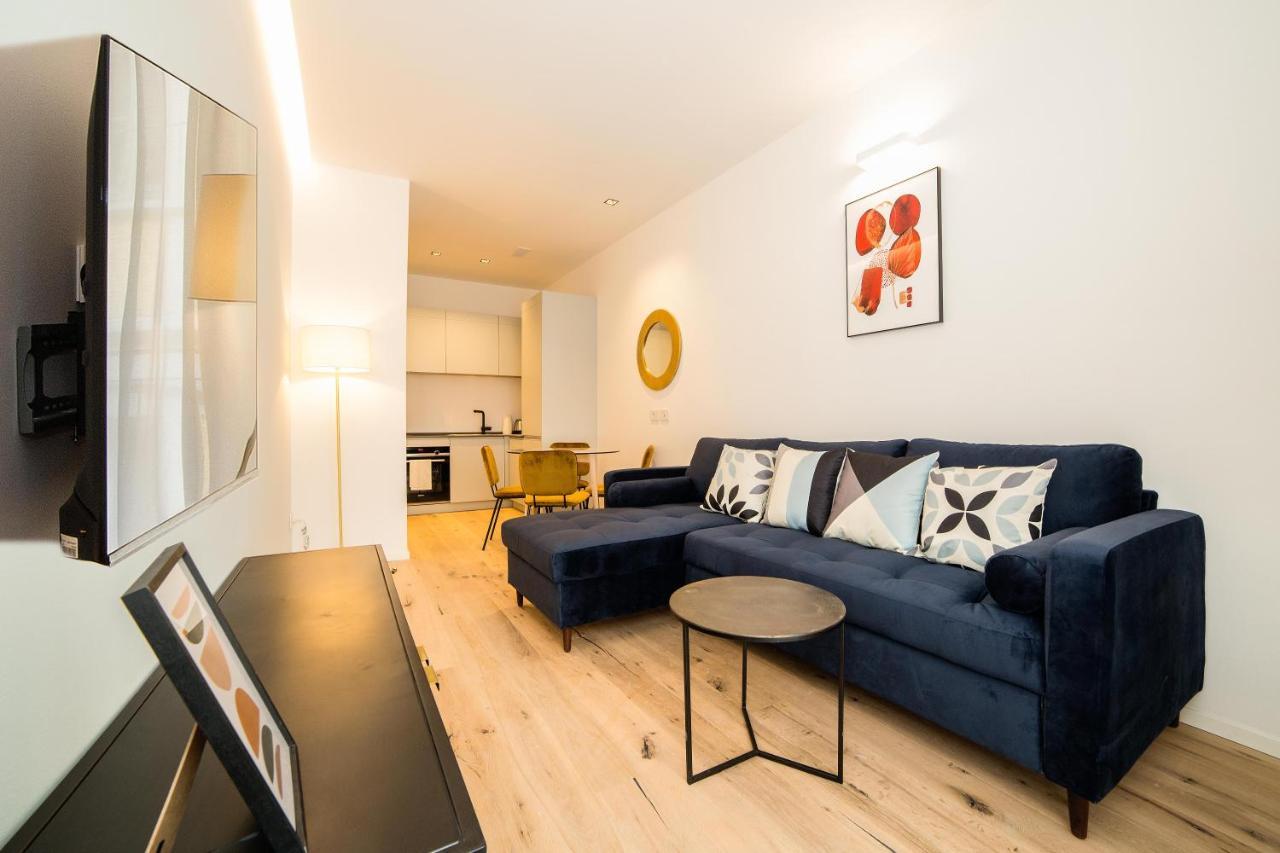 Apartment Chic Luxury Apartments-hosted By Sweetstay *