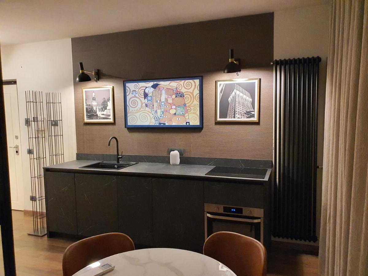 Porta Romana Gold Apartment
