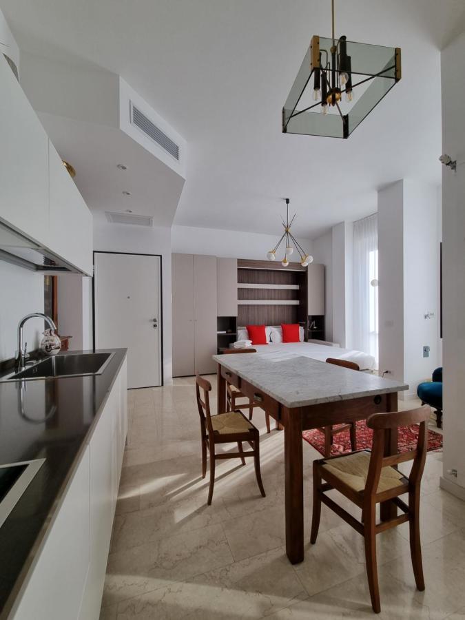 Ampio Ed Incantevole Monolocale A Citylife Apartamento