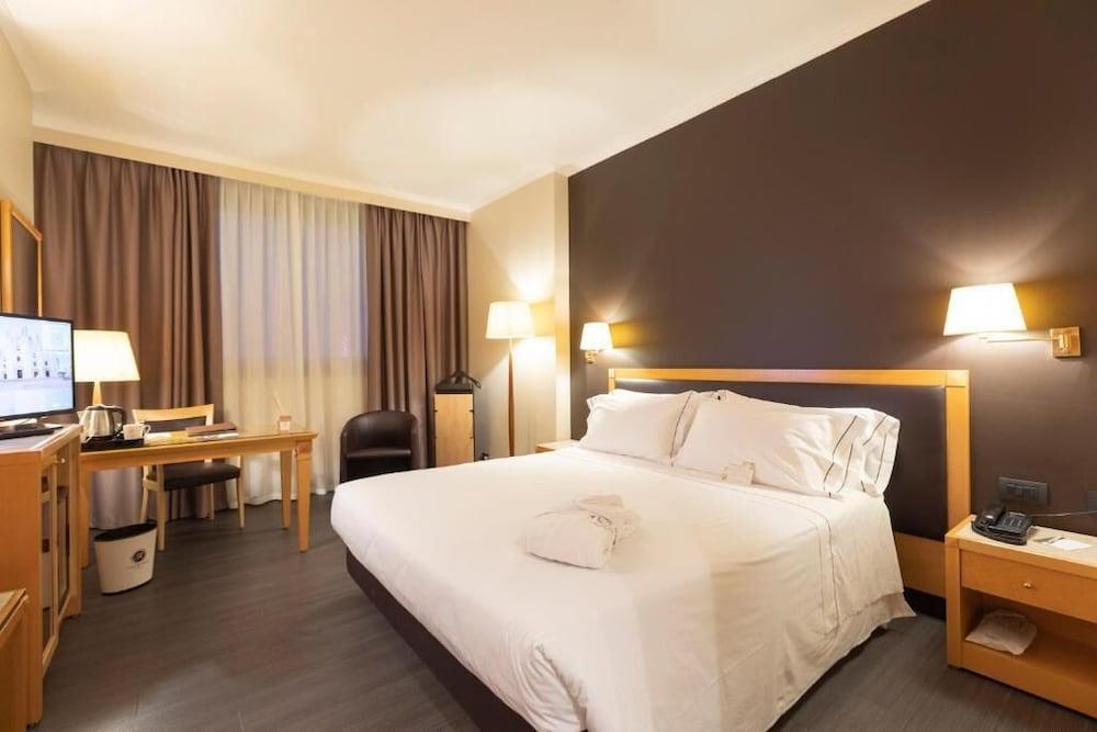 Hotel City Life Poliziano, By R Collection 4*