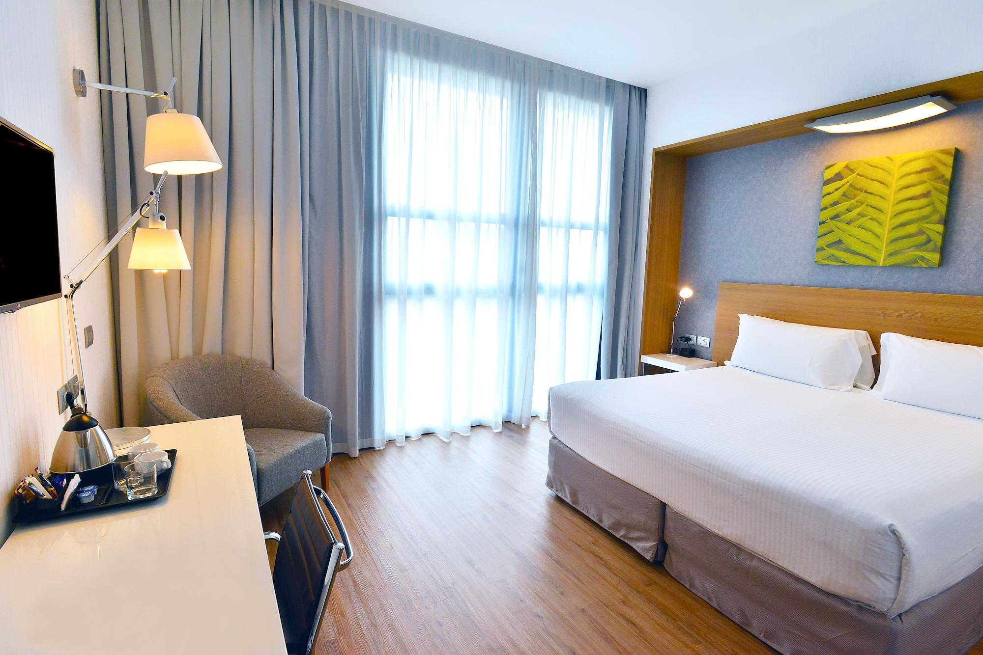 Hilton Garden North Hotel