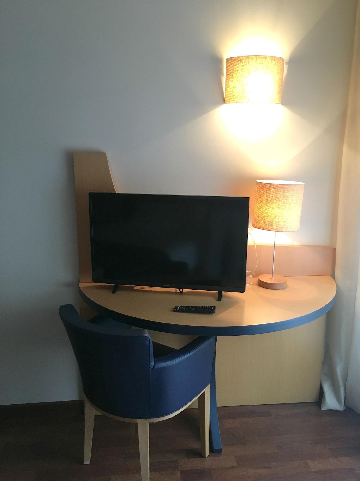 Plus Welcome Hotel