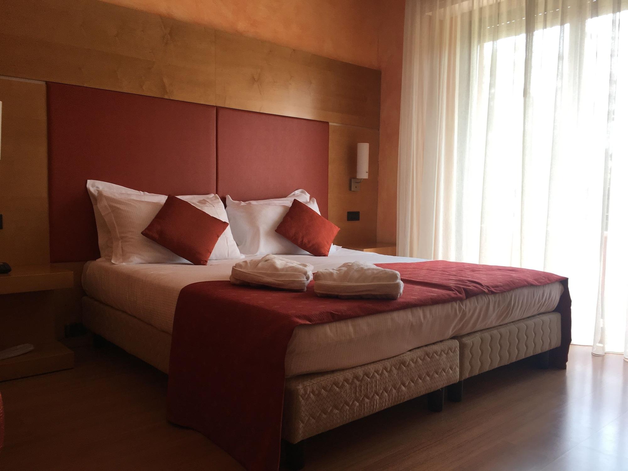 Plus Welcome Hotel