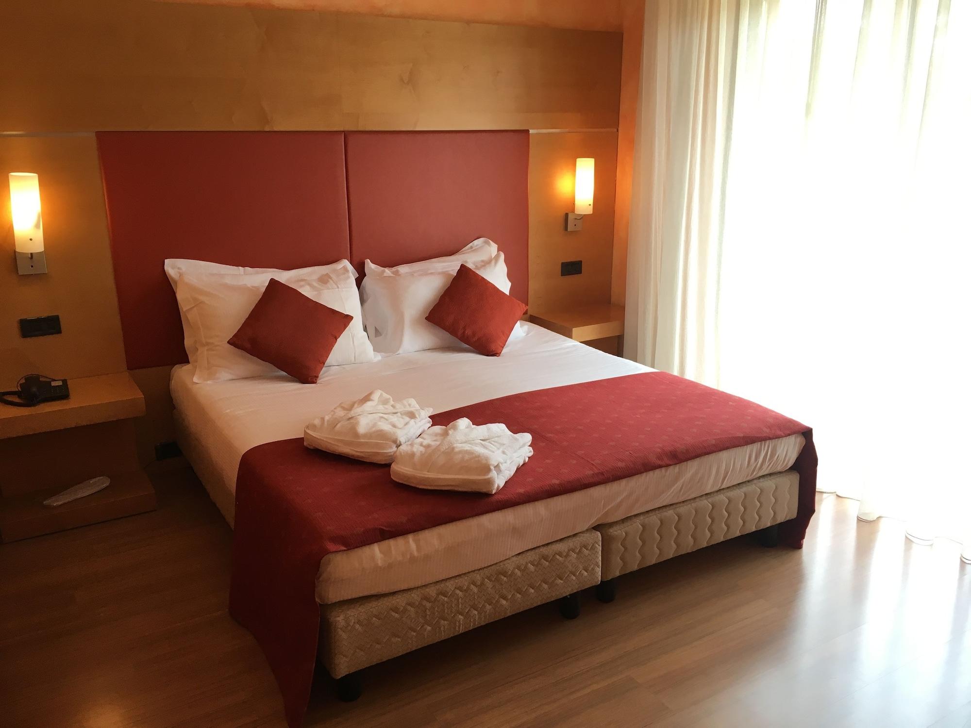 Hotel Plus Welcome