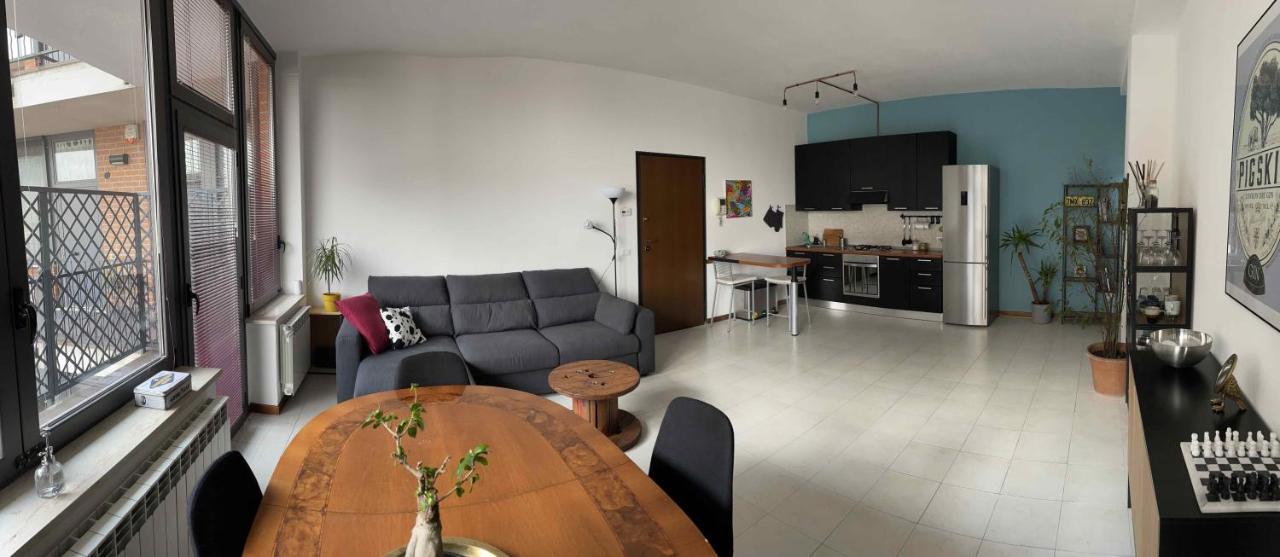 Mecenate Metropolitan Flat Apartment