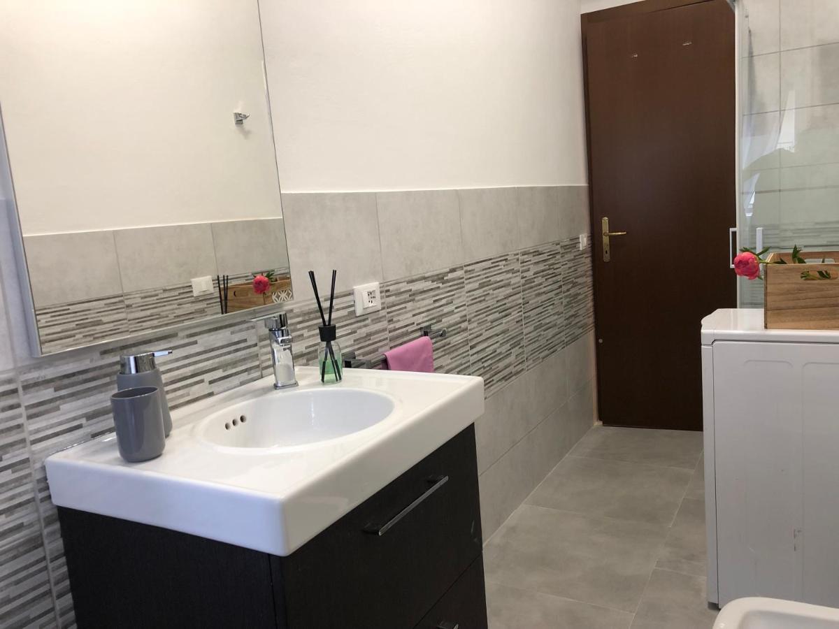 Ampio Bilocale A Apartamento