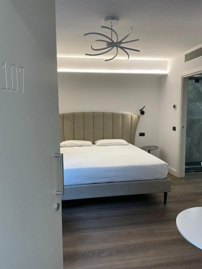 Hotel Zara 3*