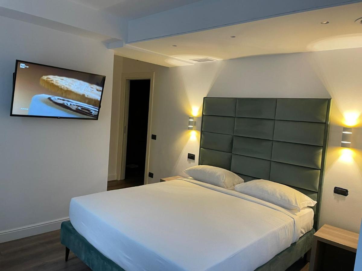Hotel Zara 3*