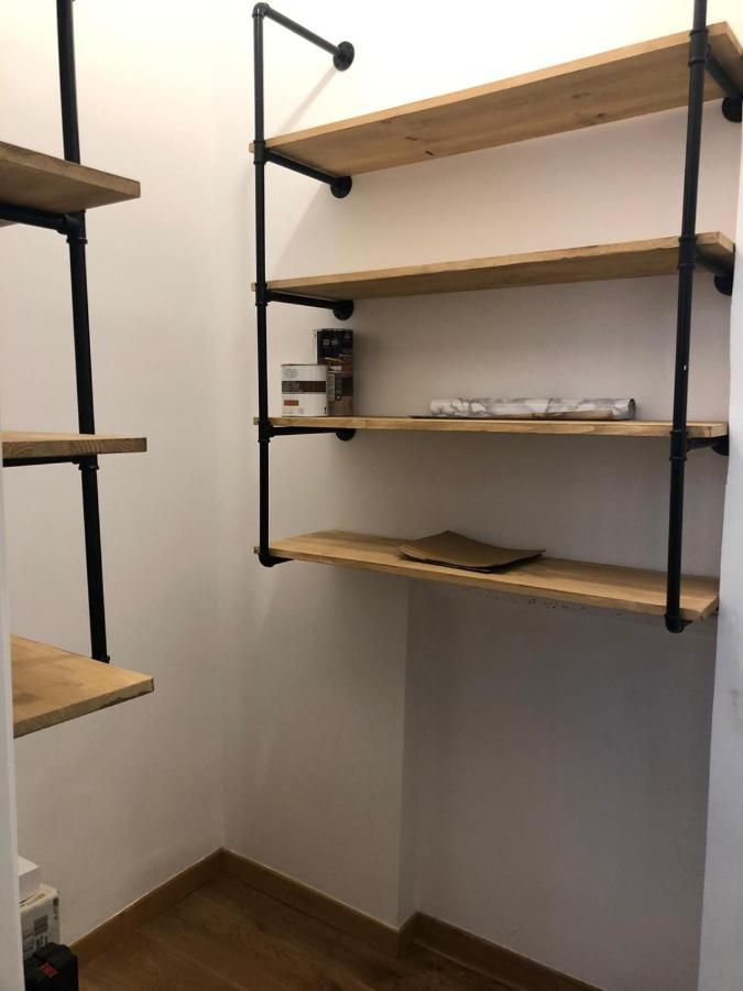Trevi Industrial D Apartment Mailand