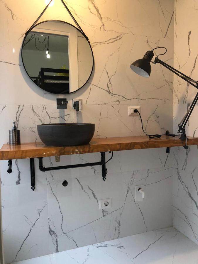 Apartment Trevi Industrial D Mailand