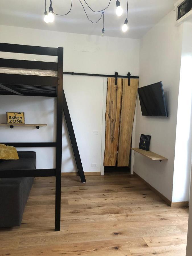 Apartment Trevi Industrial D *