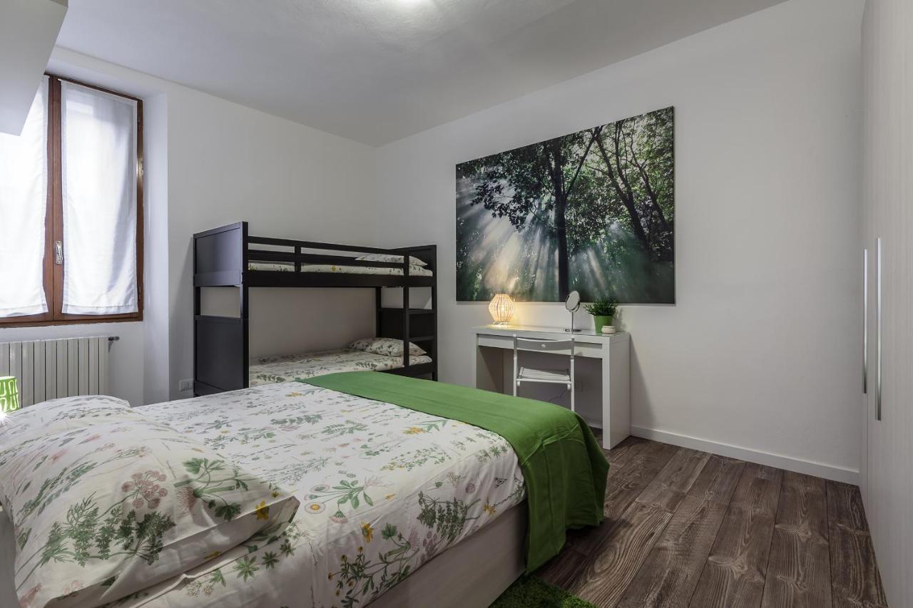 Stayeasy Fara12 - Station & Downtown Walking Distance Apartment