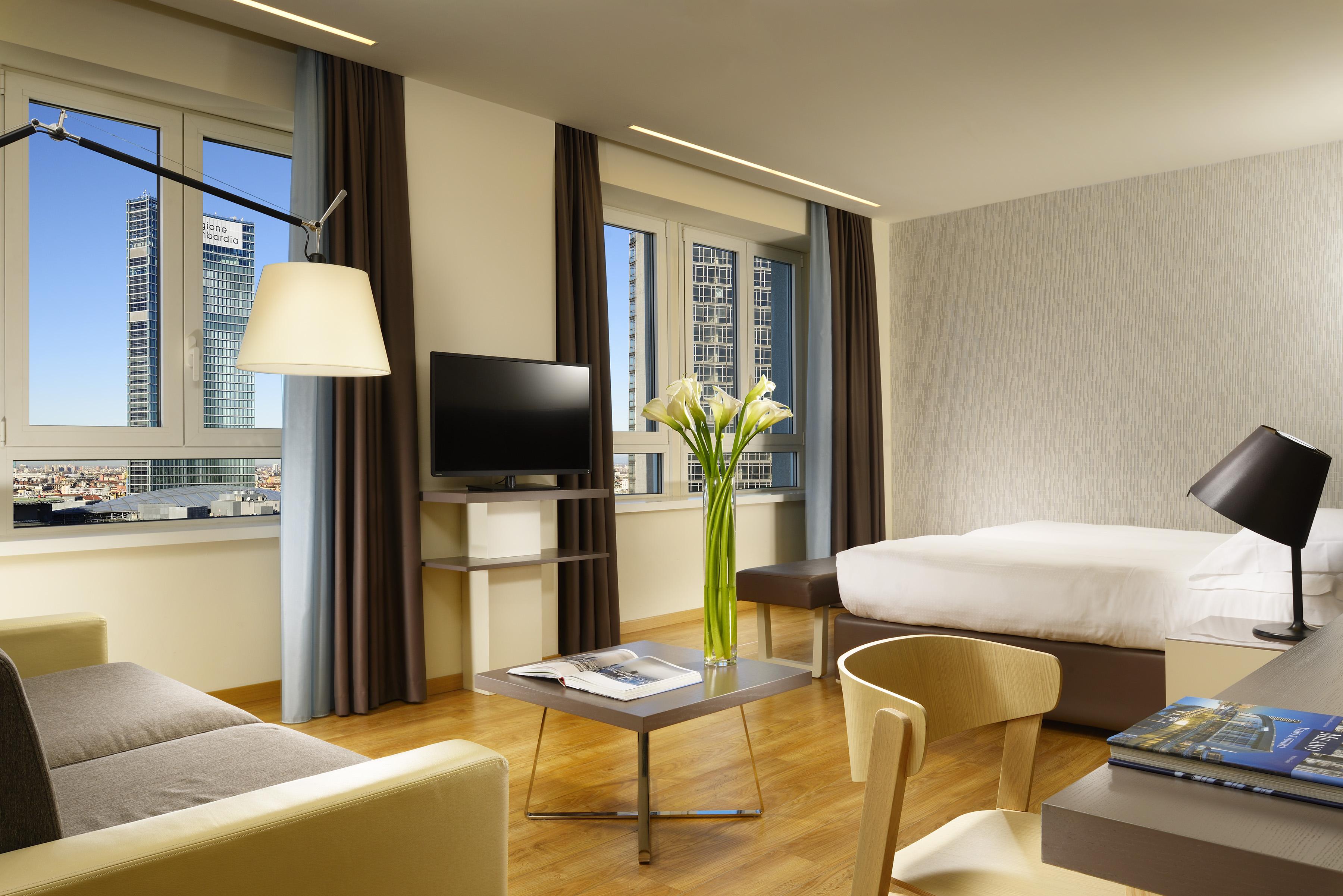 Una Century 4* Milan