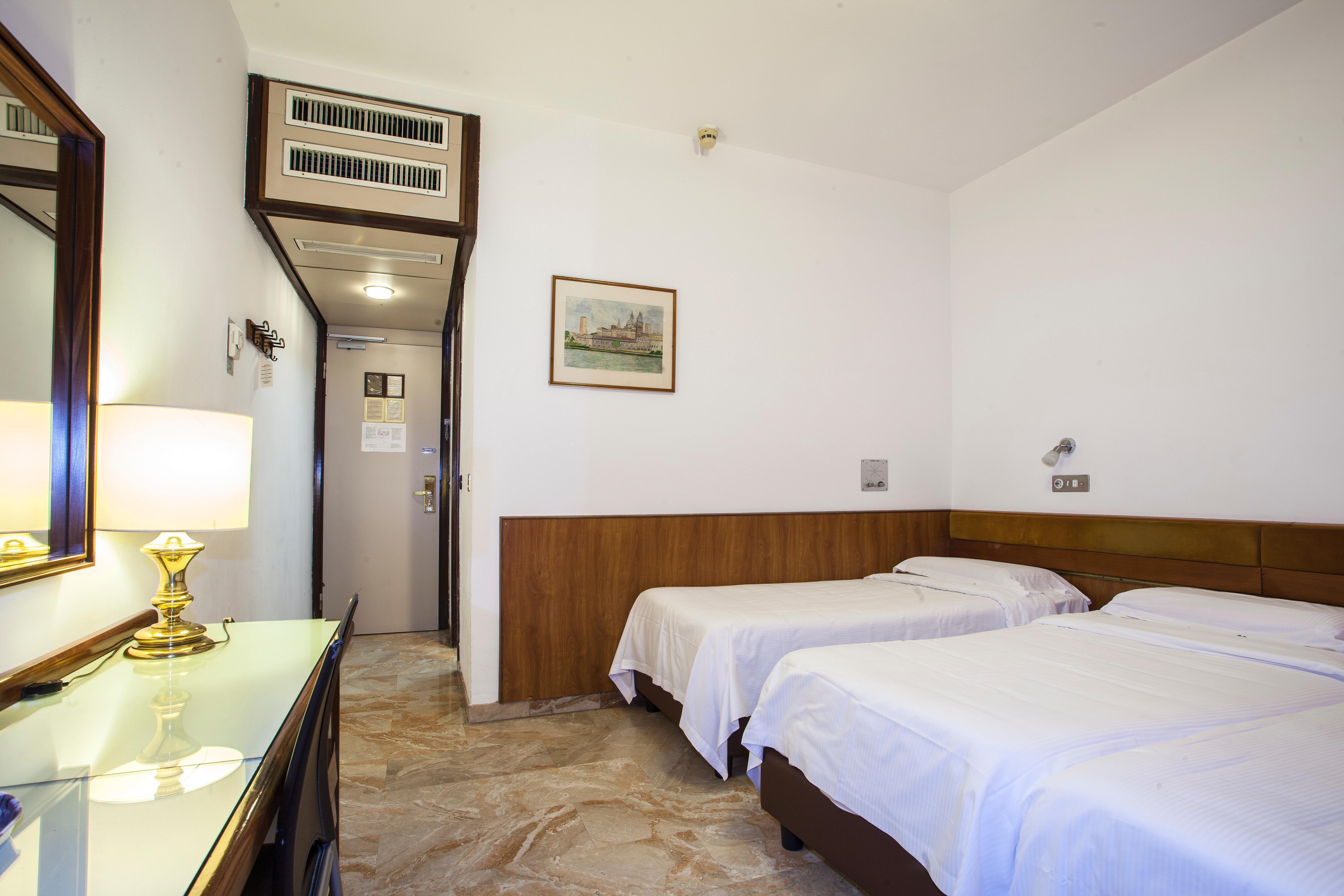 Canova Hotel