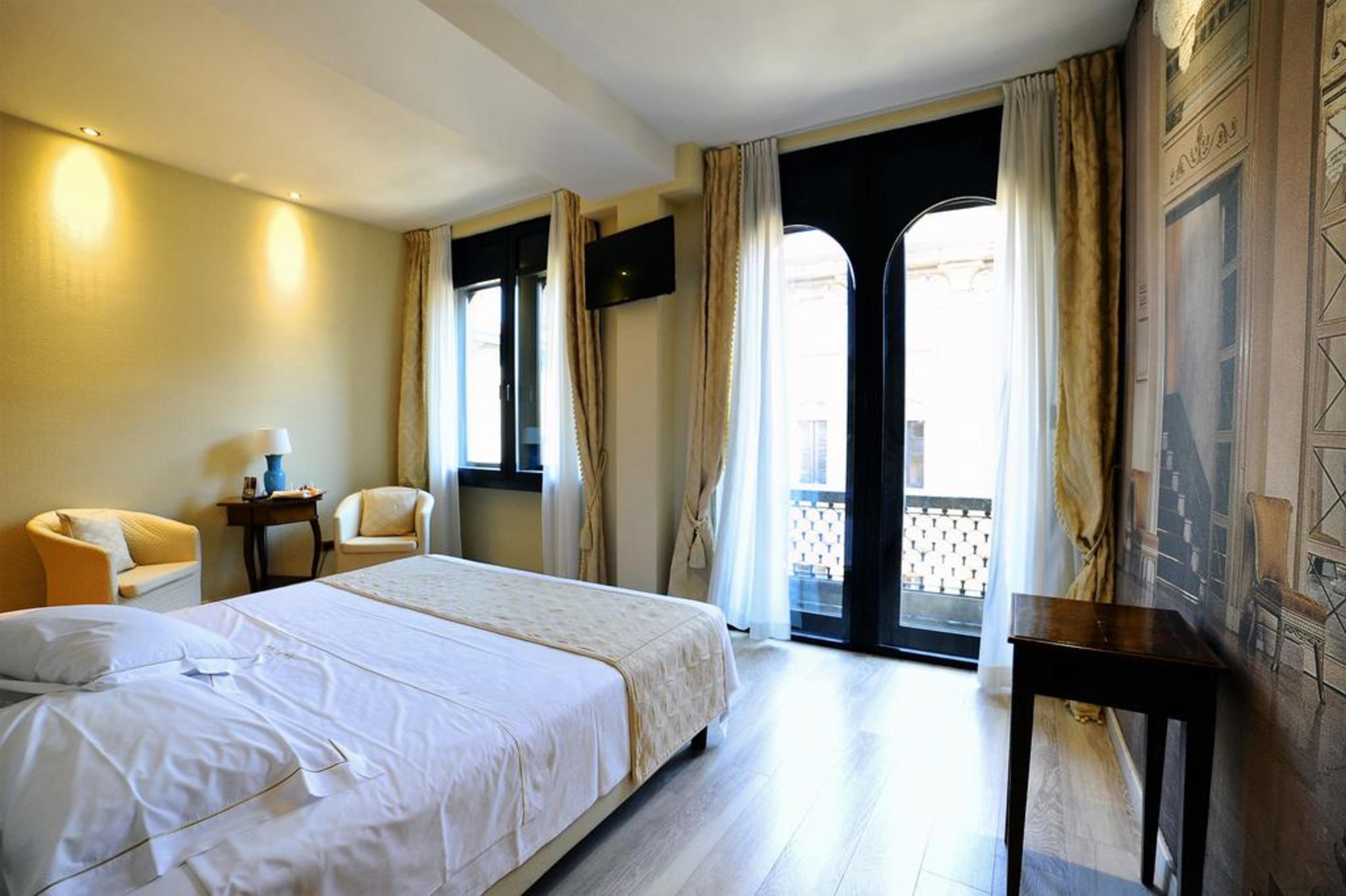 Hotel Pierre 5*
