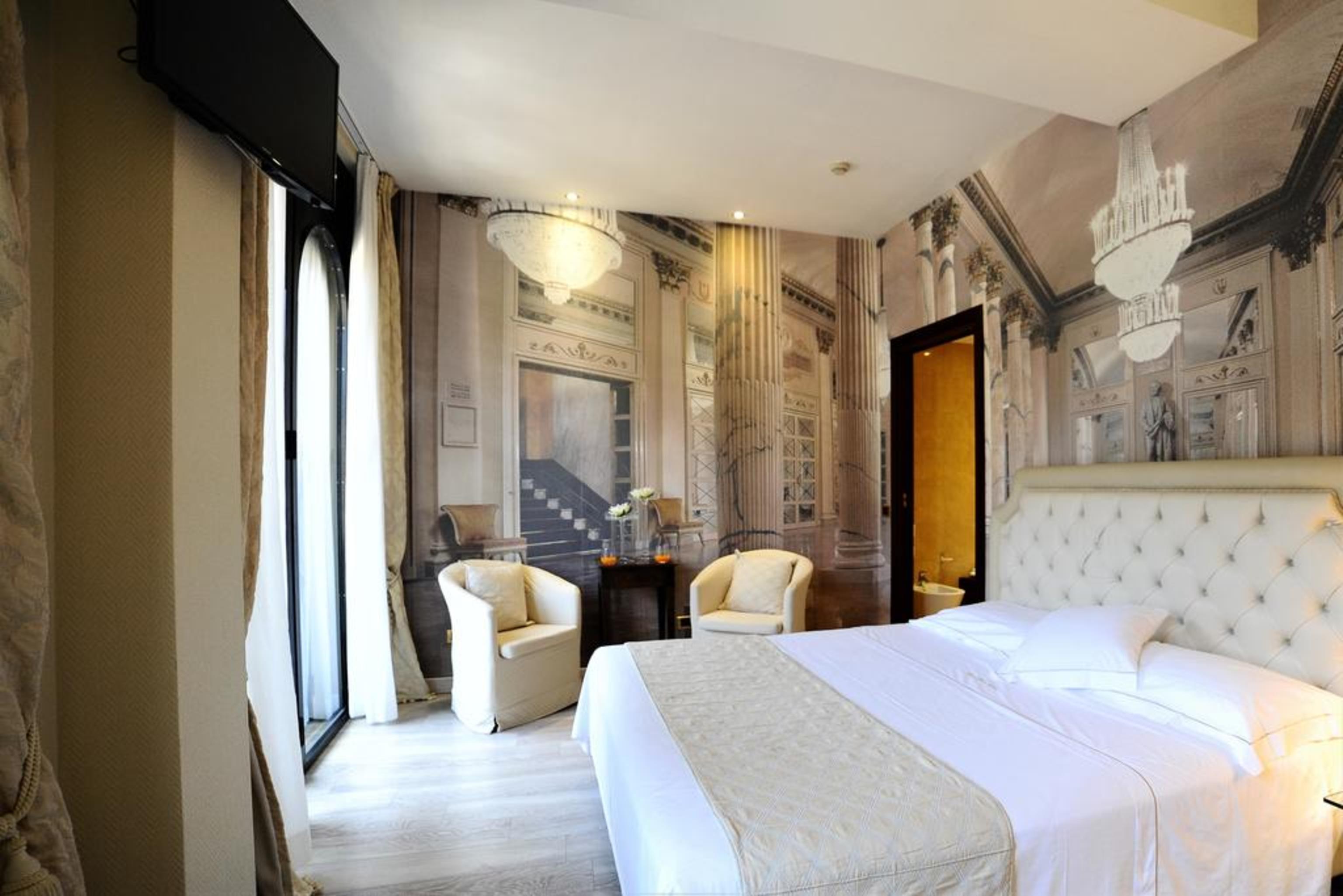 Hotel Pierre Milão