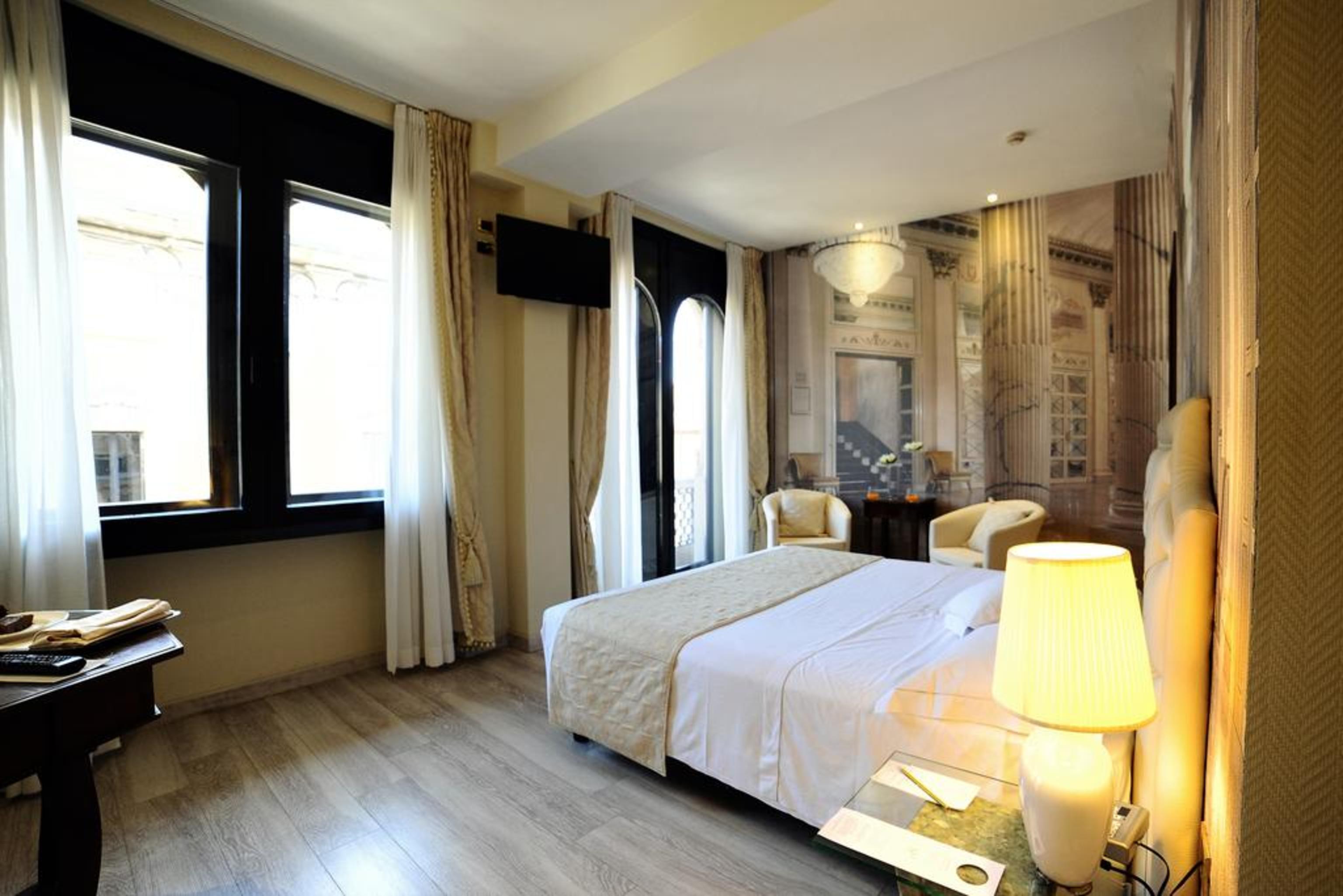 Hotel Pierre