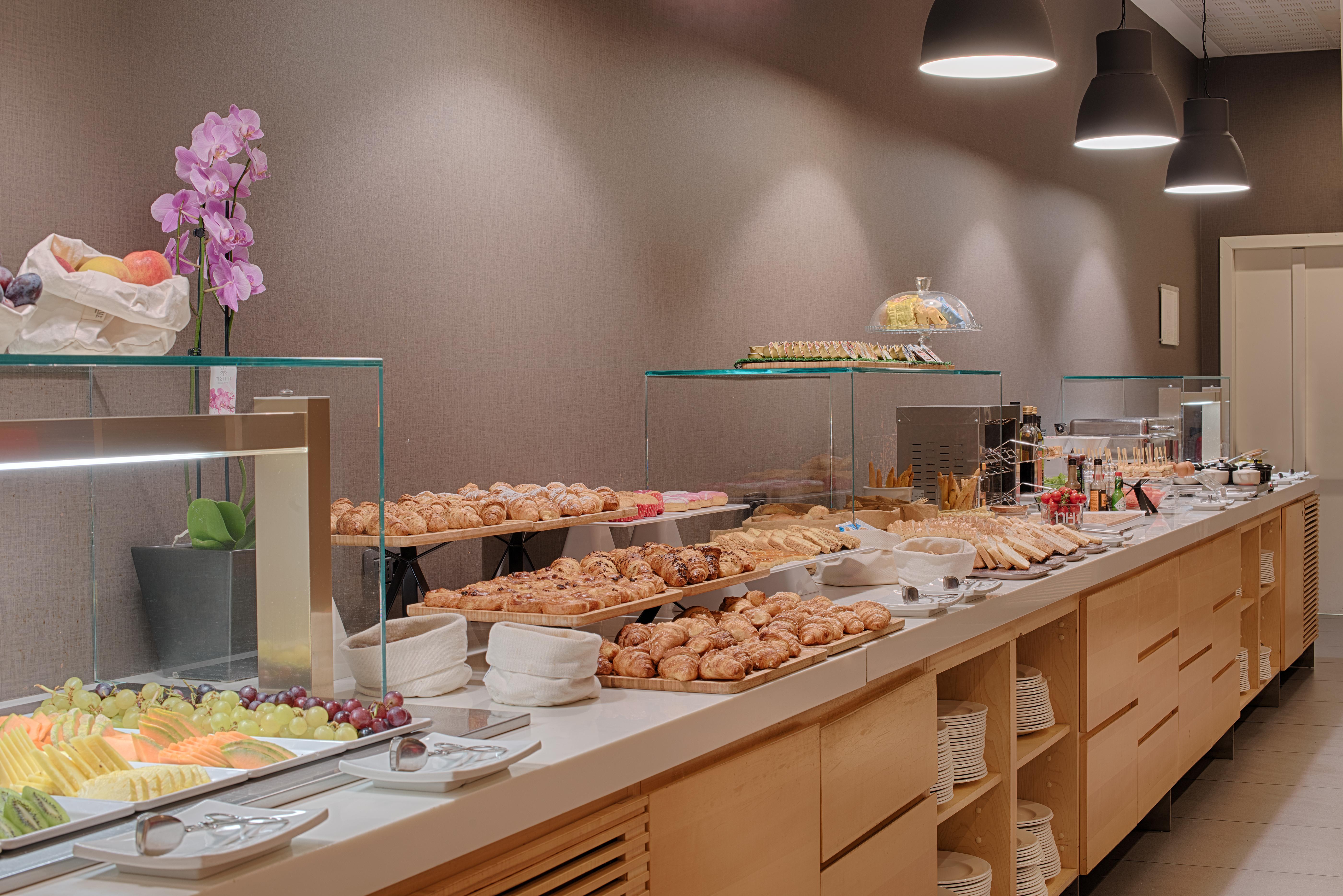 Nh Buenos Aires Hotel 4*