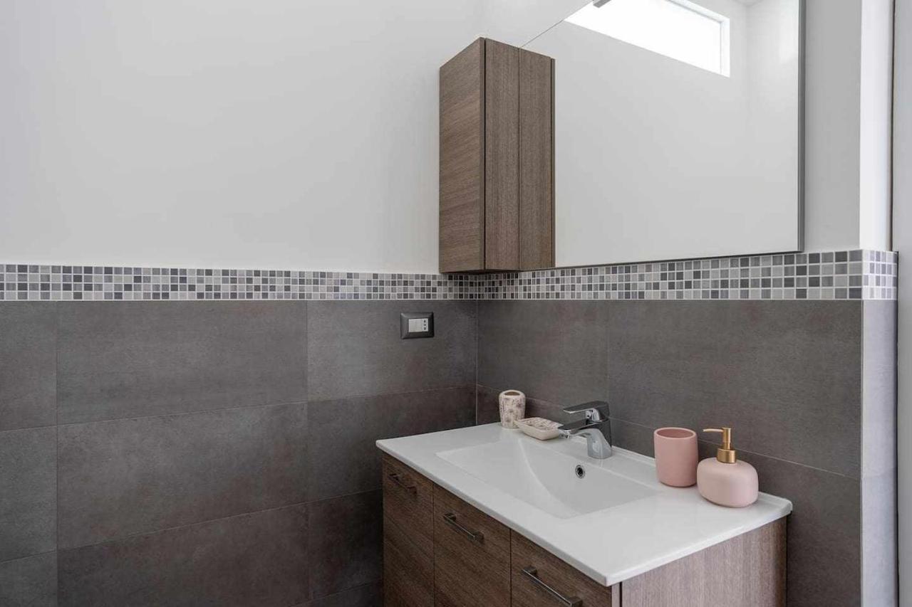 Apartment - Parking And Comfort - Spacious Up To 8 Pax *