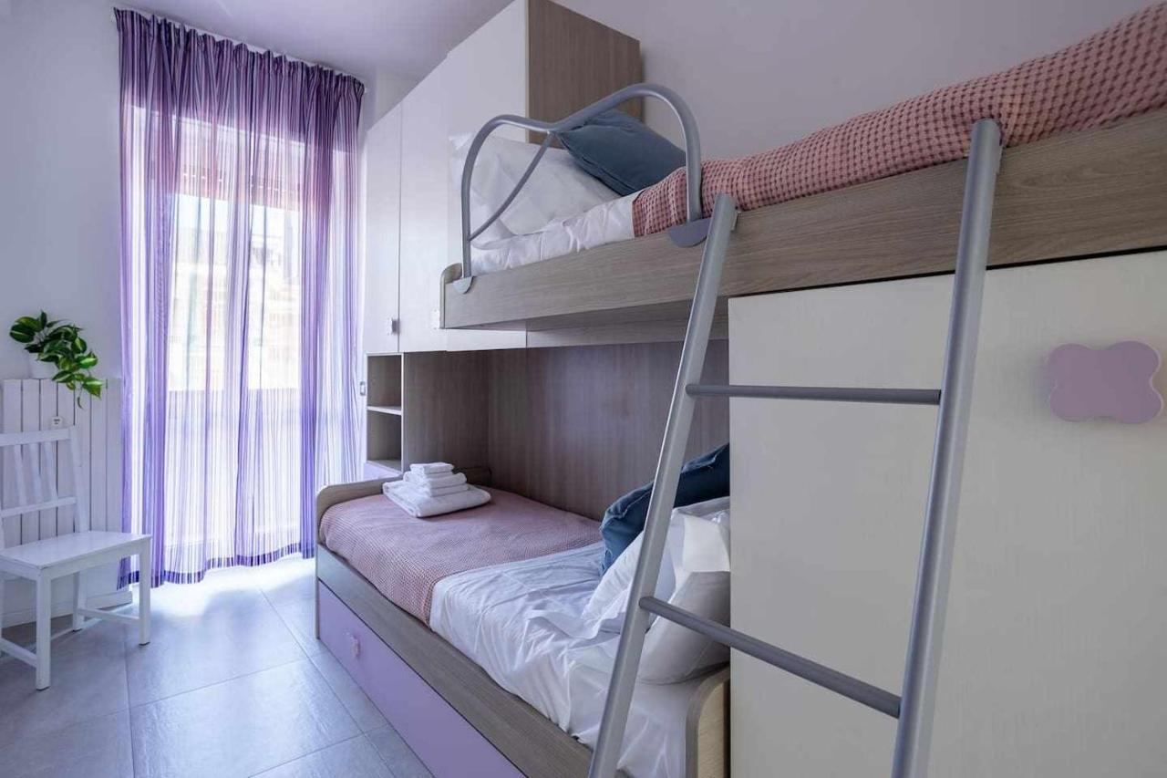 - Parking And Comfort - Spacious Up To 8 Pax Apartment