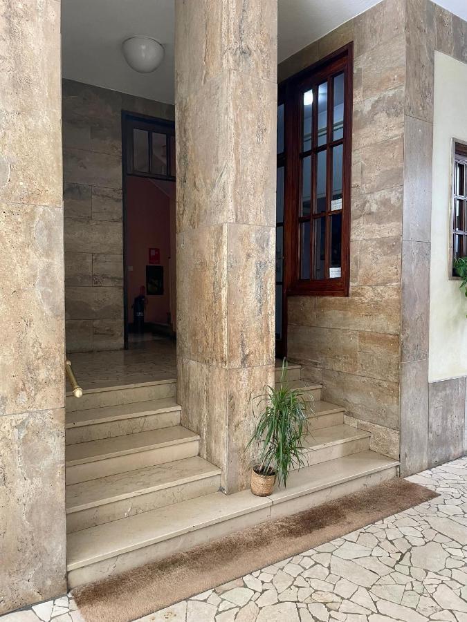 Claudia's In Fieracity&mico&sansiro Apartment Mailand