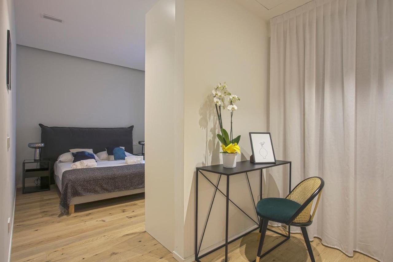 Apartment Chic Luxury Apartments-hosted By Sweetstay